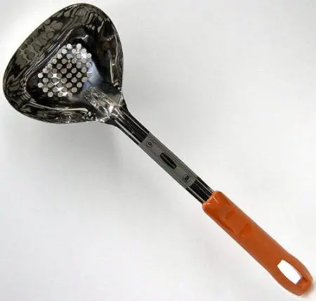 Rubbermaid S/S 8Oz Perforated Portion Spoon W/Orange Hdl 1