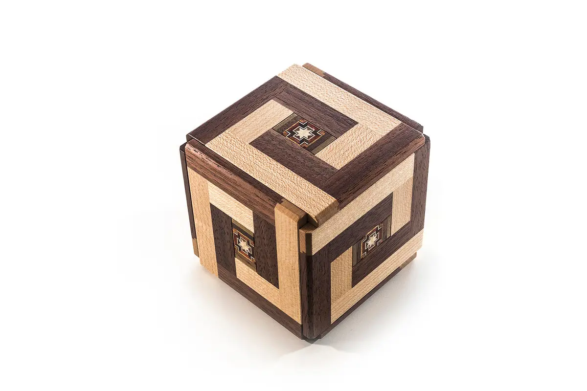 Karakuri Puzzle Box Xyk 13 Steps 1