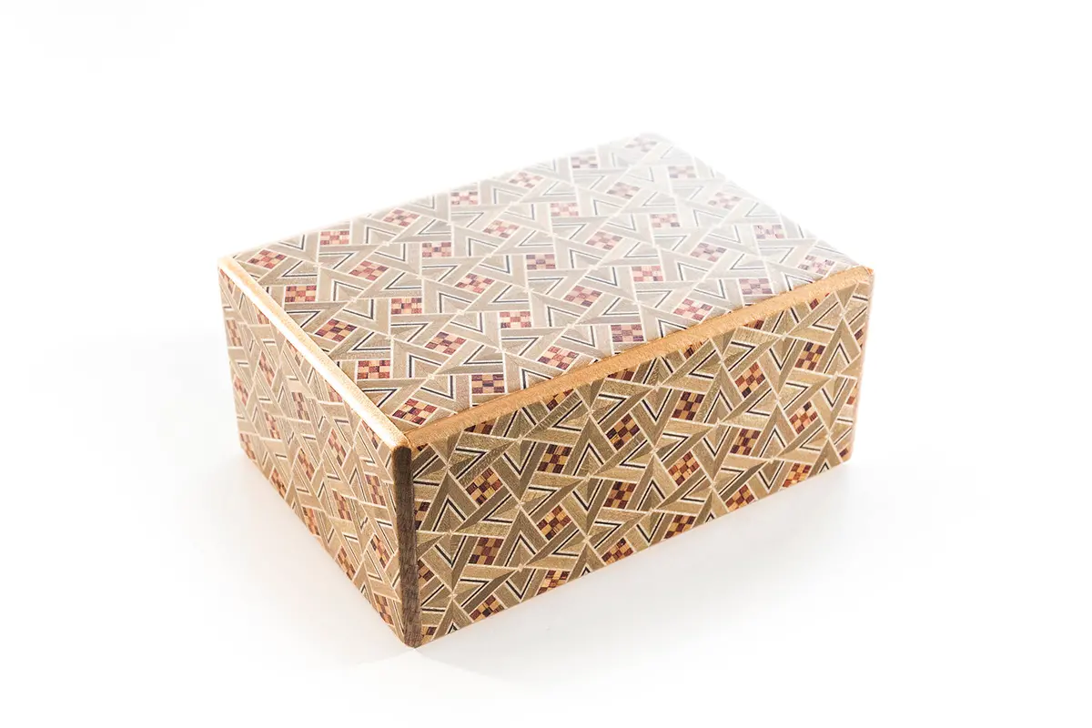 Japanese Puzzle Box - 4 Sun 21 Steps 1