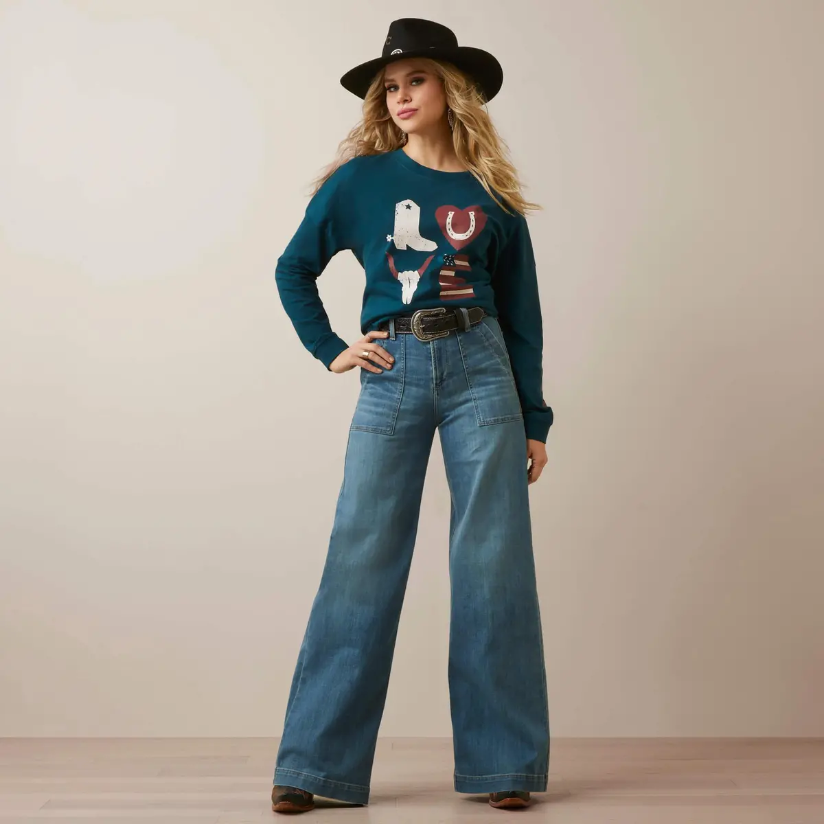 Women's Love Oversized Tee - Reflecting Pond 5