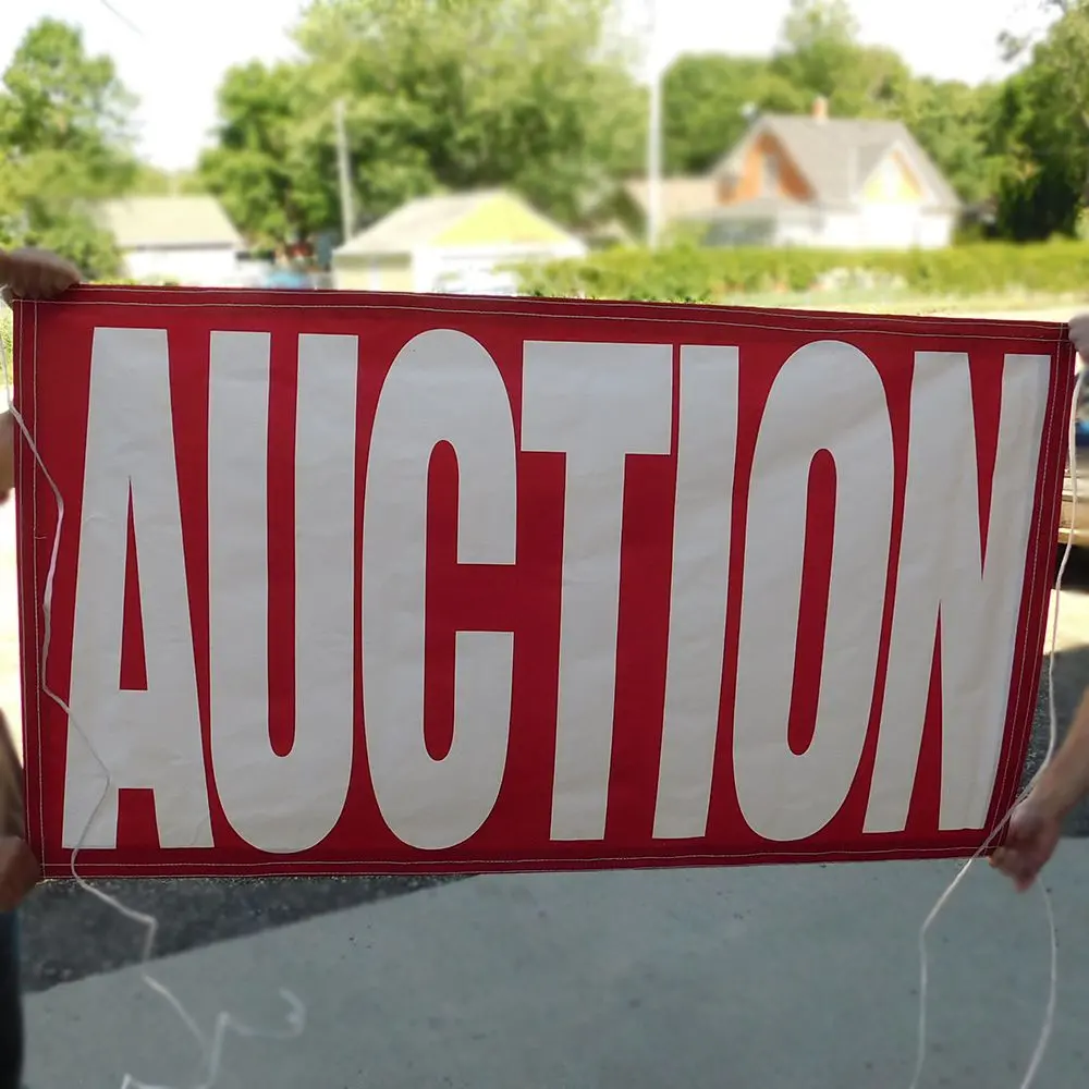 "Auction" - 3' X 5' Fluorescent Banner 1