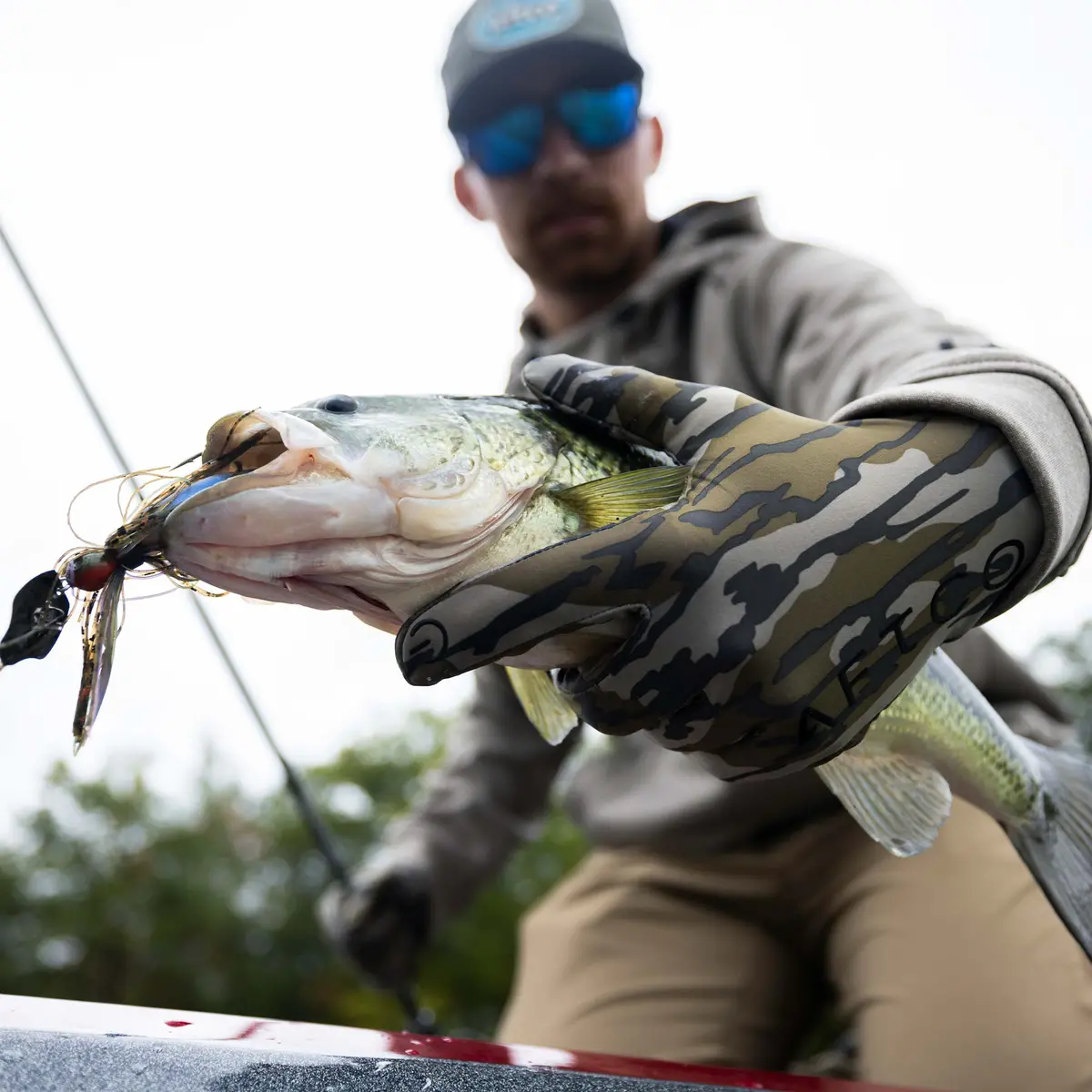 Helm Fishing Gloves 8