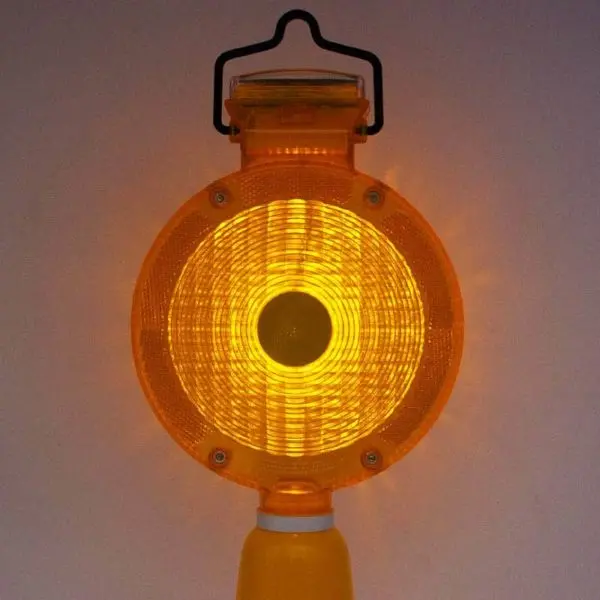 Solar Powered Traffic Cone Warning Light Su250 2