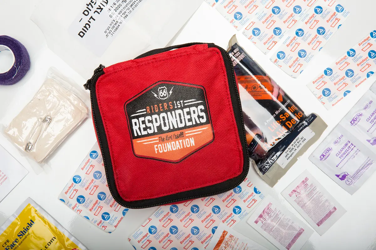 R1r First Aid Kit 1