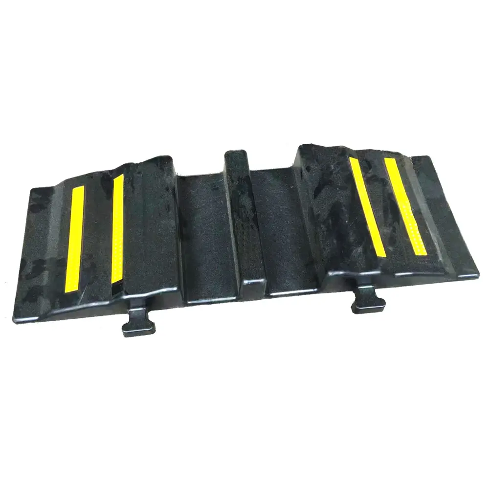 Heavy Duty Rubber Fire Hose Protector Ramp Channel Size 100X70mm 1