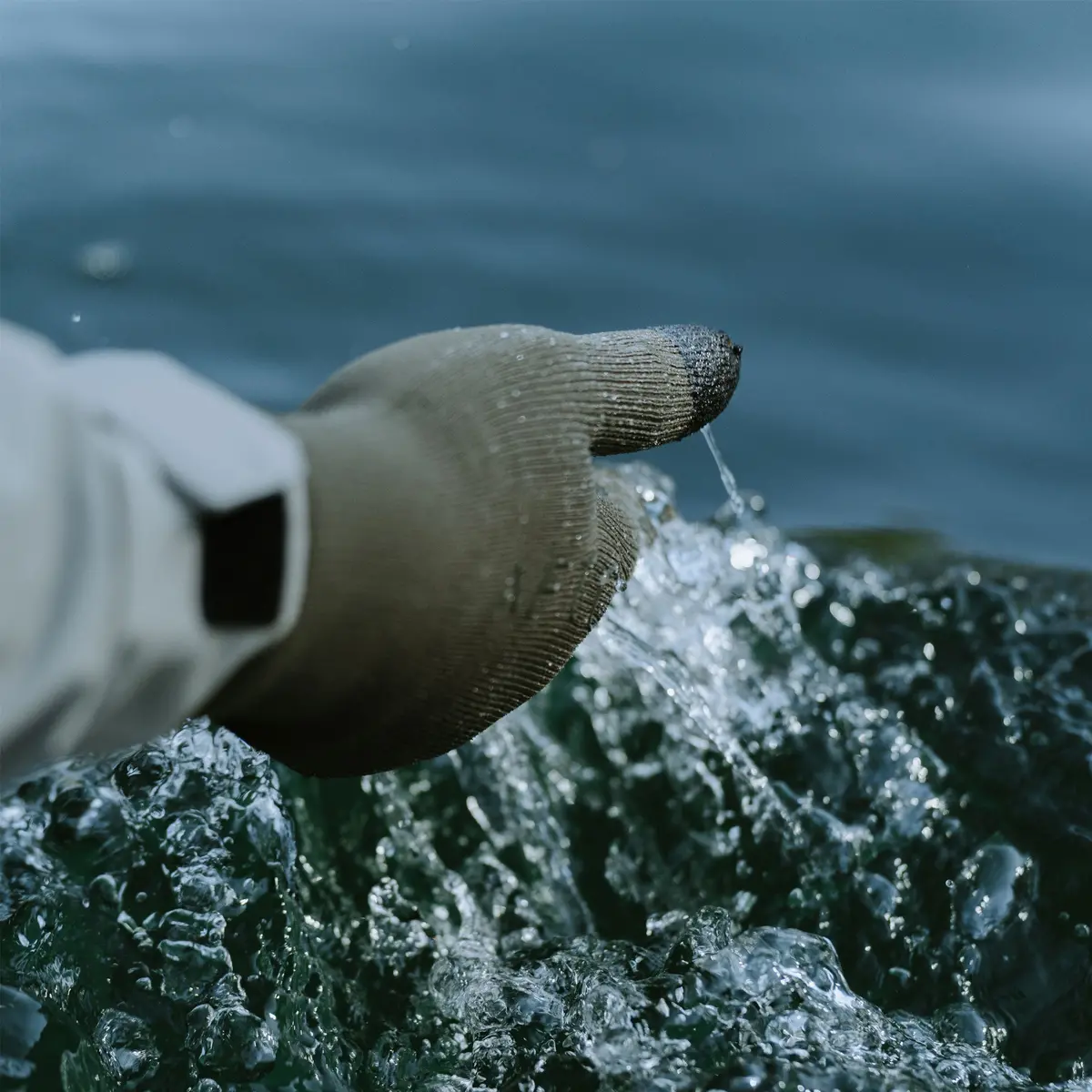 Breakwater Waterproof Gloves 7