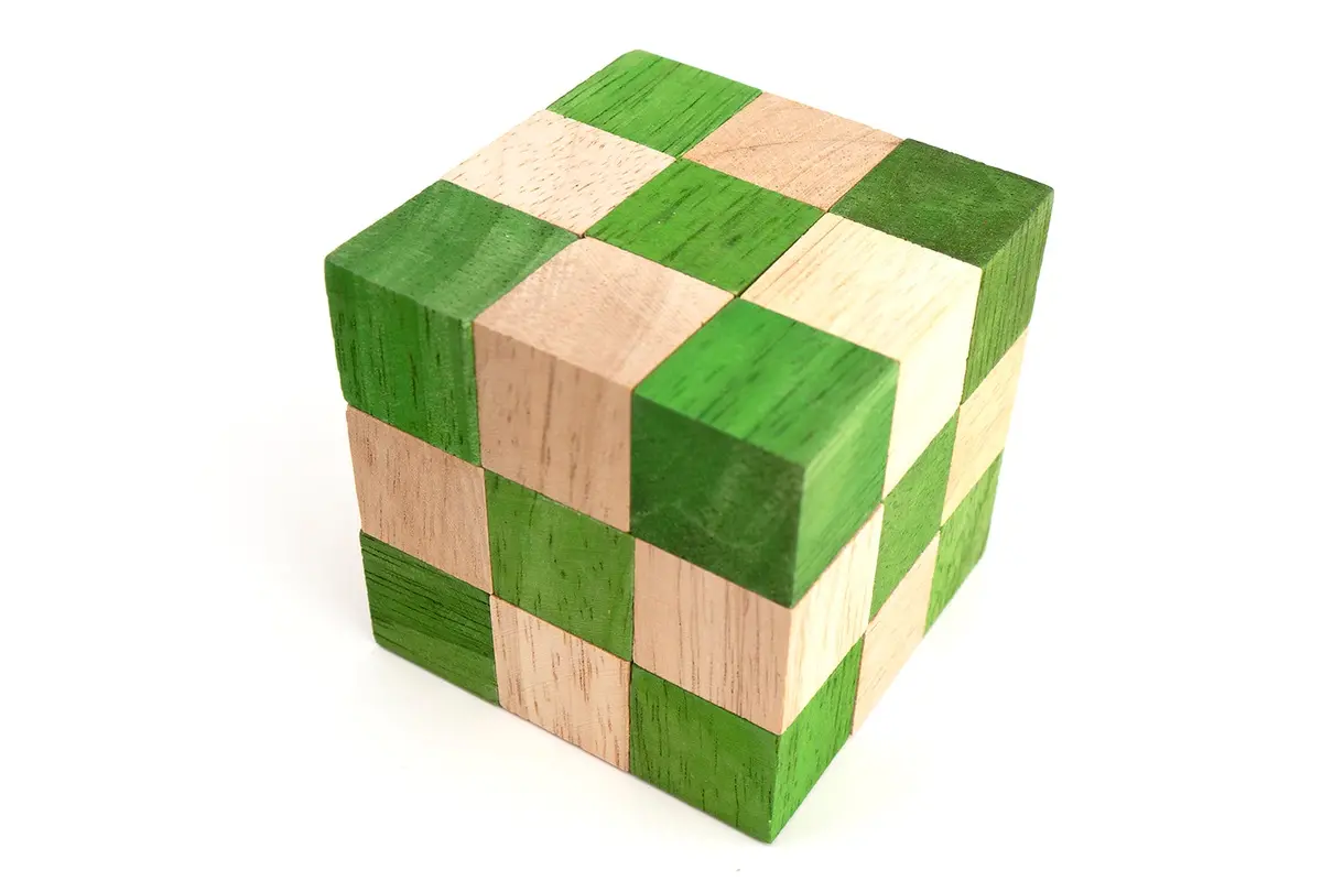 Green Snake Cube 1