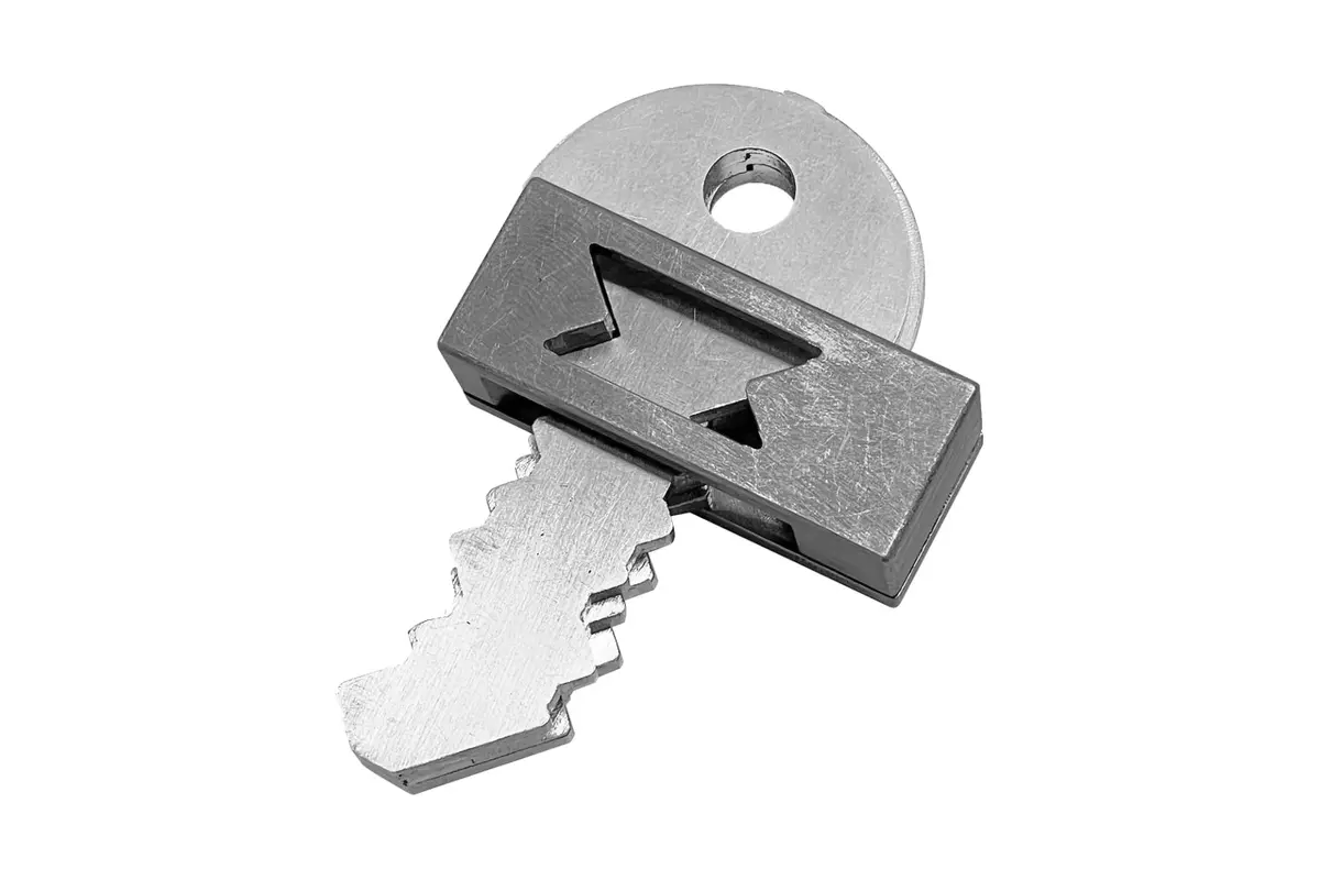 Hanayama Cast Key 3 Puzzle – Hanayama Level 6 Puzzle 1