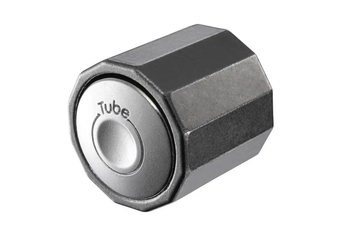 Cast Tube Puzzle - Hanayama Metal Puzzle 1