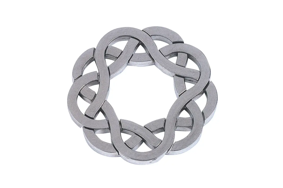 Hanayama Cast Coaster Puzzle – Level 4 1