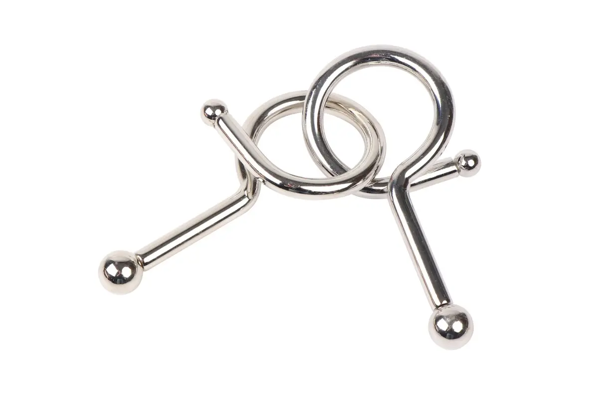 Loop Puzzle – A Classic Metal Puzzle For Beginners 1