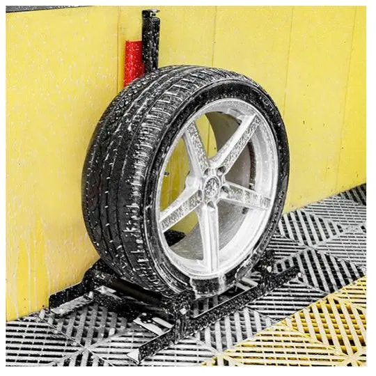 Rolling Rotating Rim / Wheel / Tire Detailing Stand In Red & Black 1