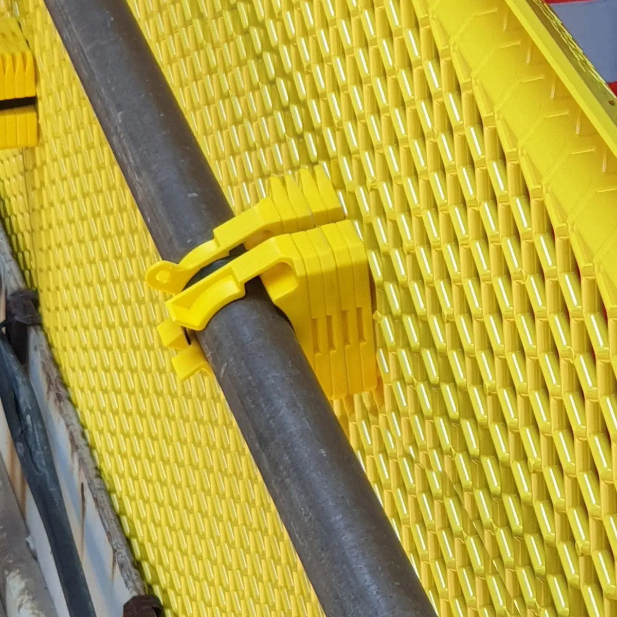 Barrier Training: Rail Clips & Spacers 1