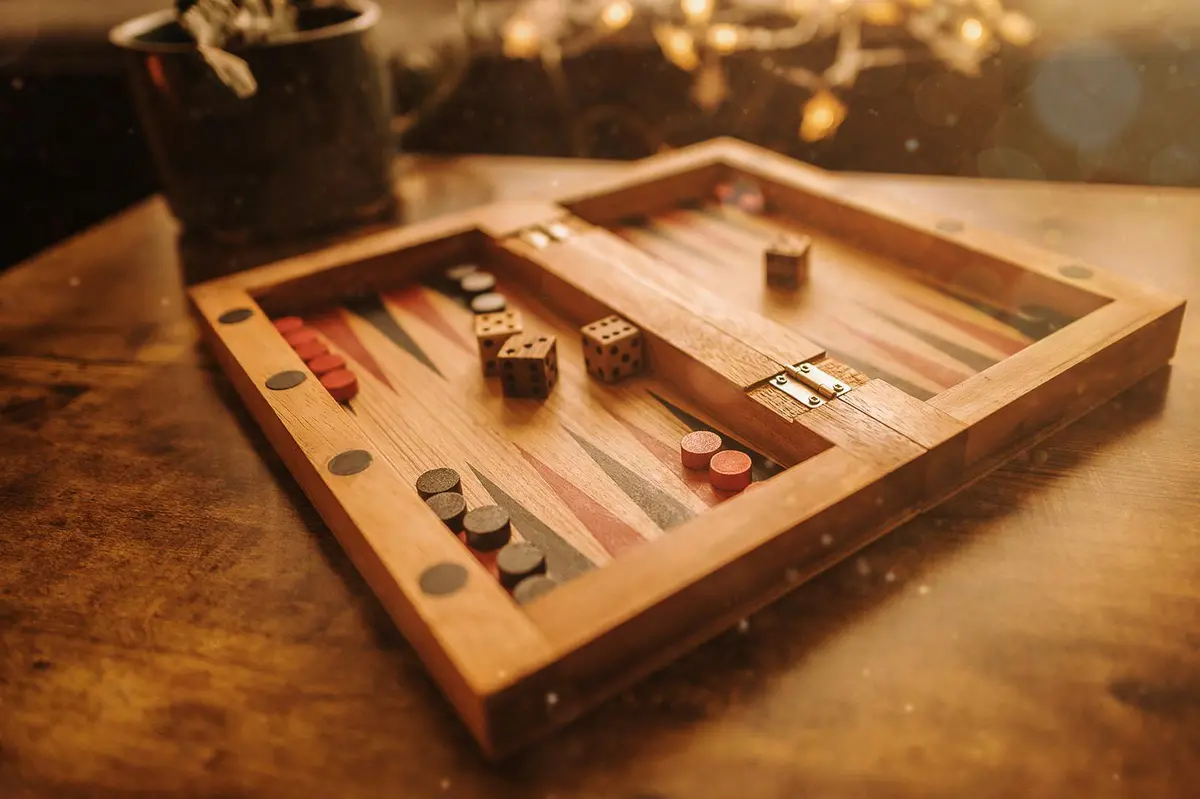 Backgammon Folding 1