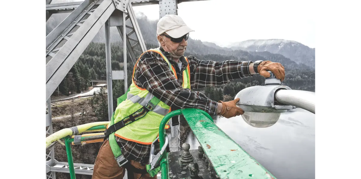 High Visibility Class 2 Vest (Brite Lime) 1