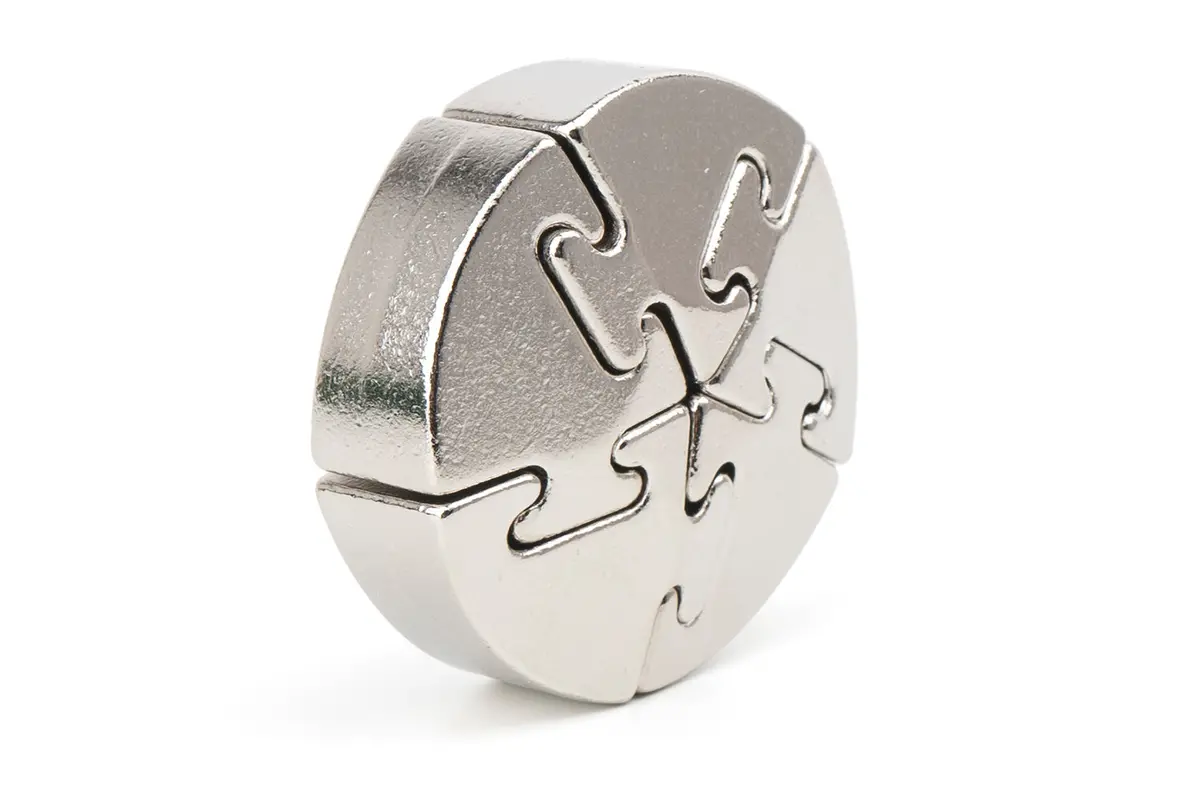 Spiral Puzzle - Hanayama Puzzle 2