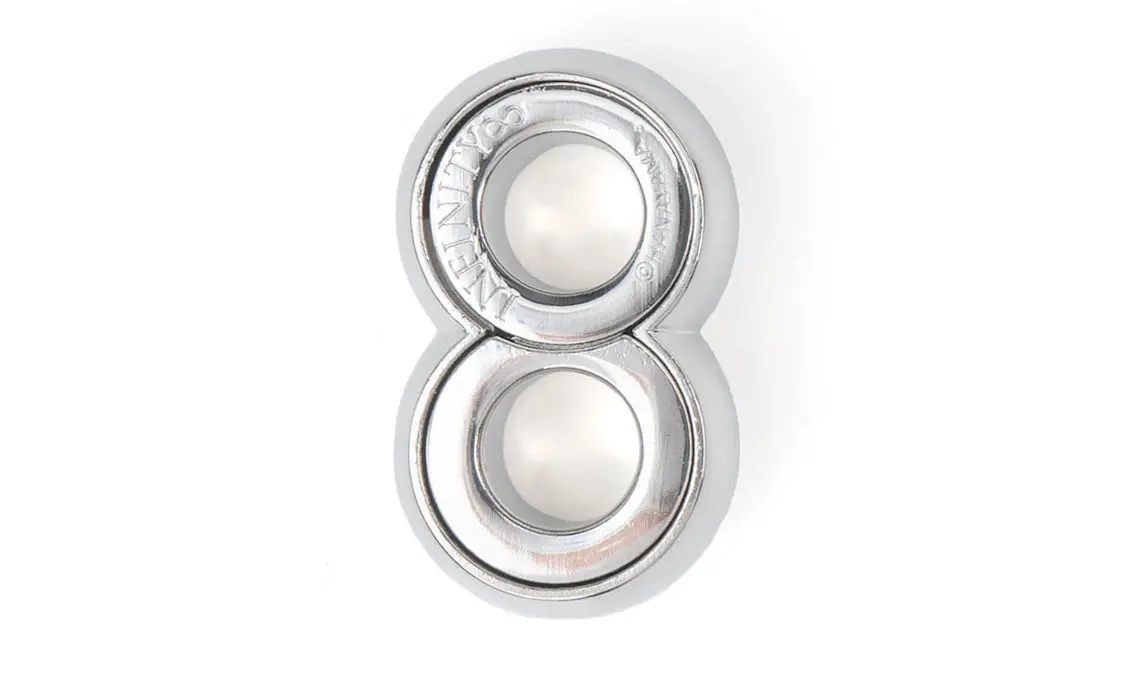 Infinity Puzzle - Hanayama Metal Puzzle 2