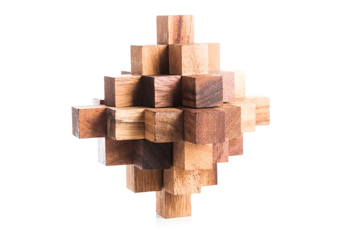 19 Piece Japanese Crystal - Interlocking Puzzle 1