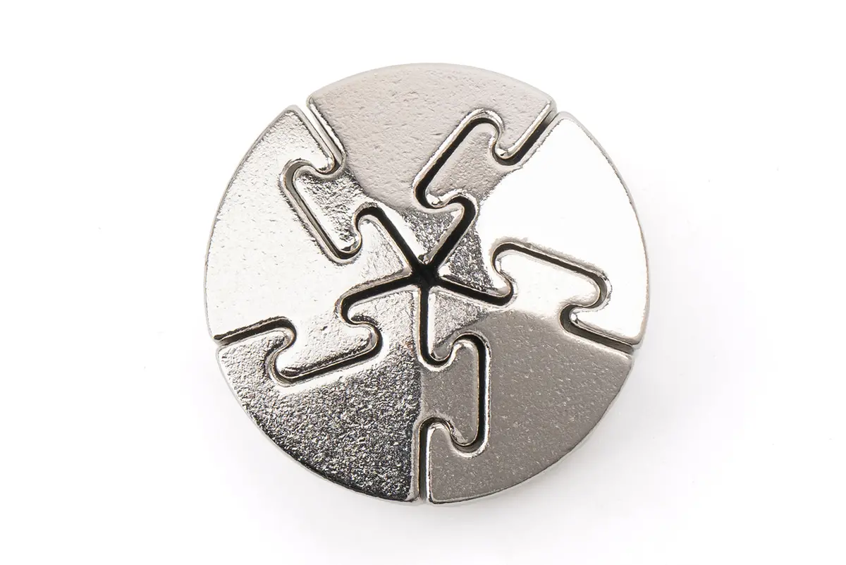 Spiral Puzzle - Hanayama Puzzle 1