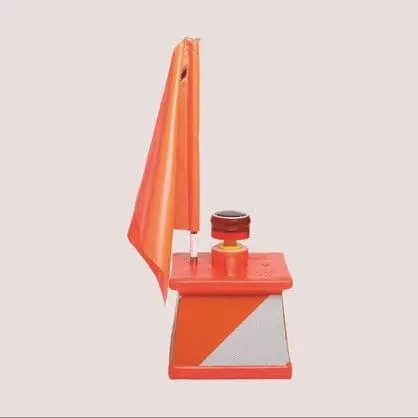 Low-Profile Airport Delineator 1