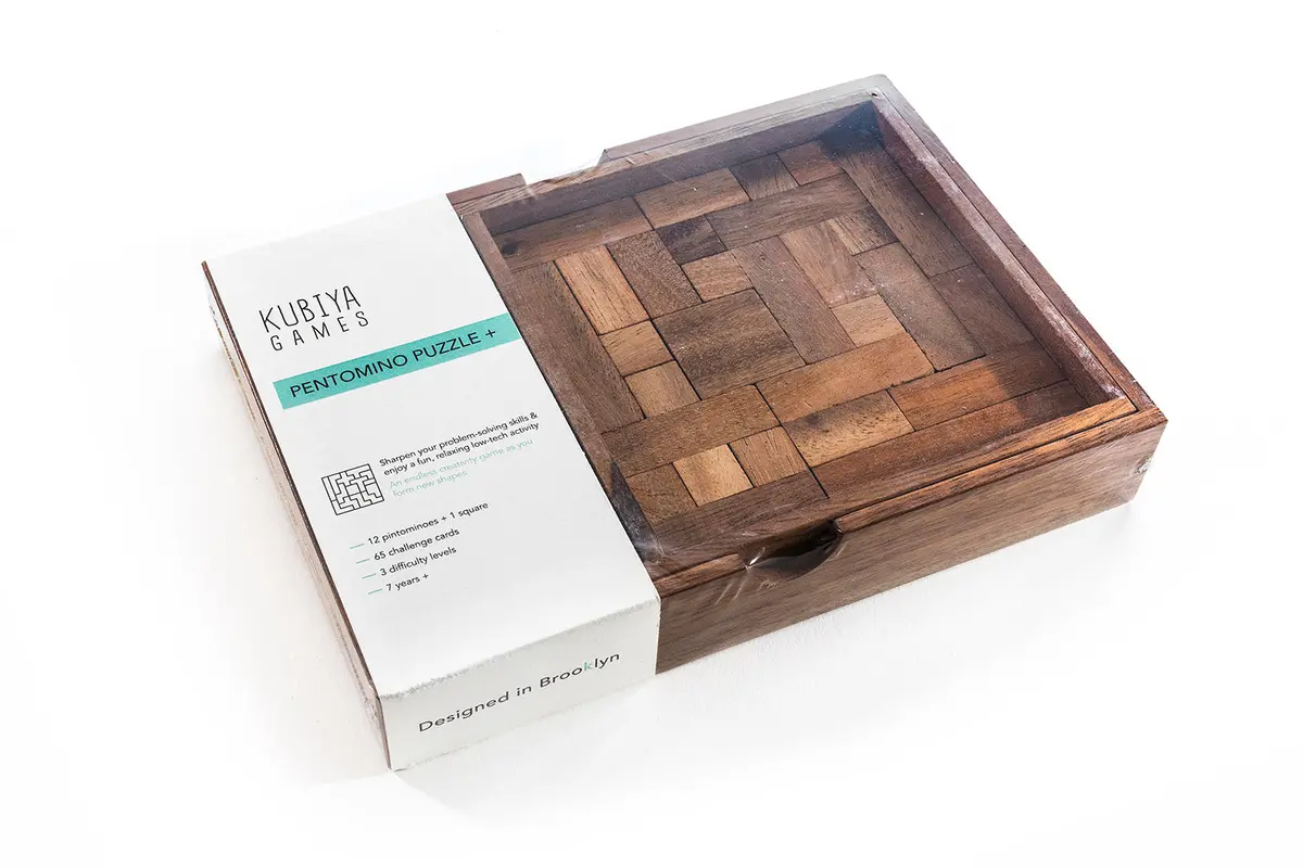 Pentomino Puzzle Set - With 65 Challenge Cards 1
