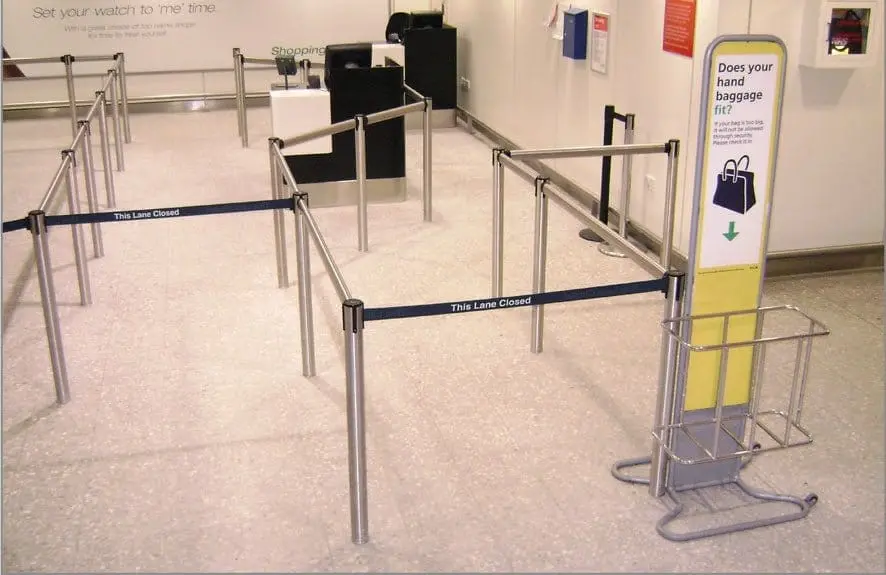 Tensabarrier 889R Removable Barrier With Floor Socket 2