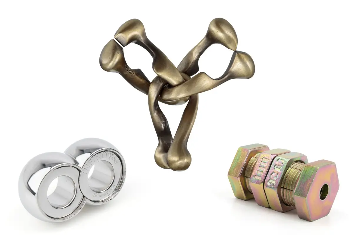 Hanayama Mastermind Trilogy Puzzle Set 1