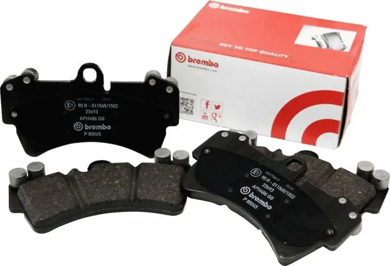 Brembo Rear Ceramic Brake Pads For 2005–2006 Saab 9-2X & 2004–2008 Subaru Forester 1